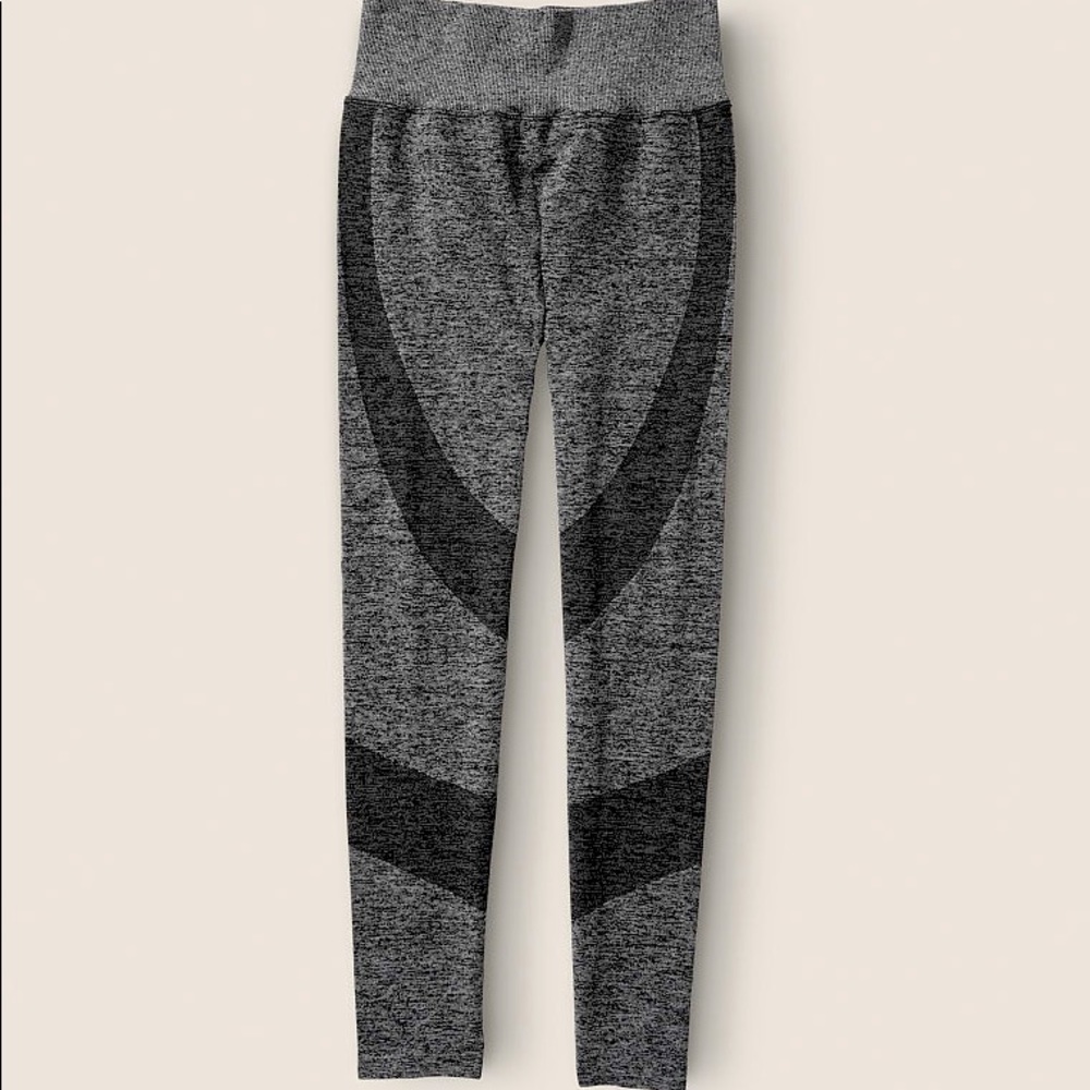 Seamless workout leggings